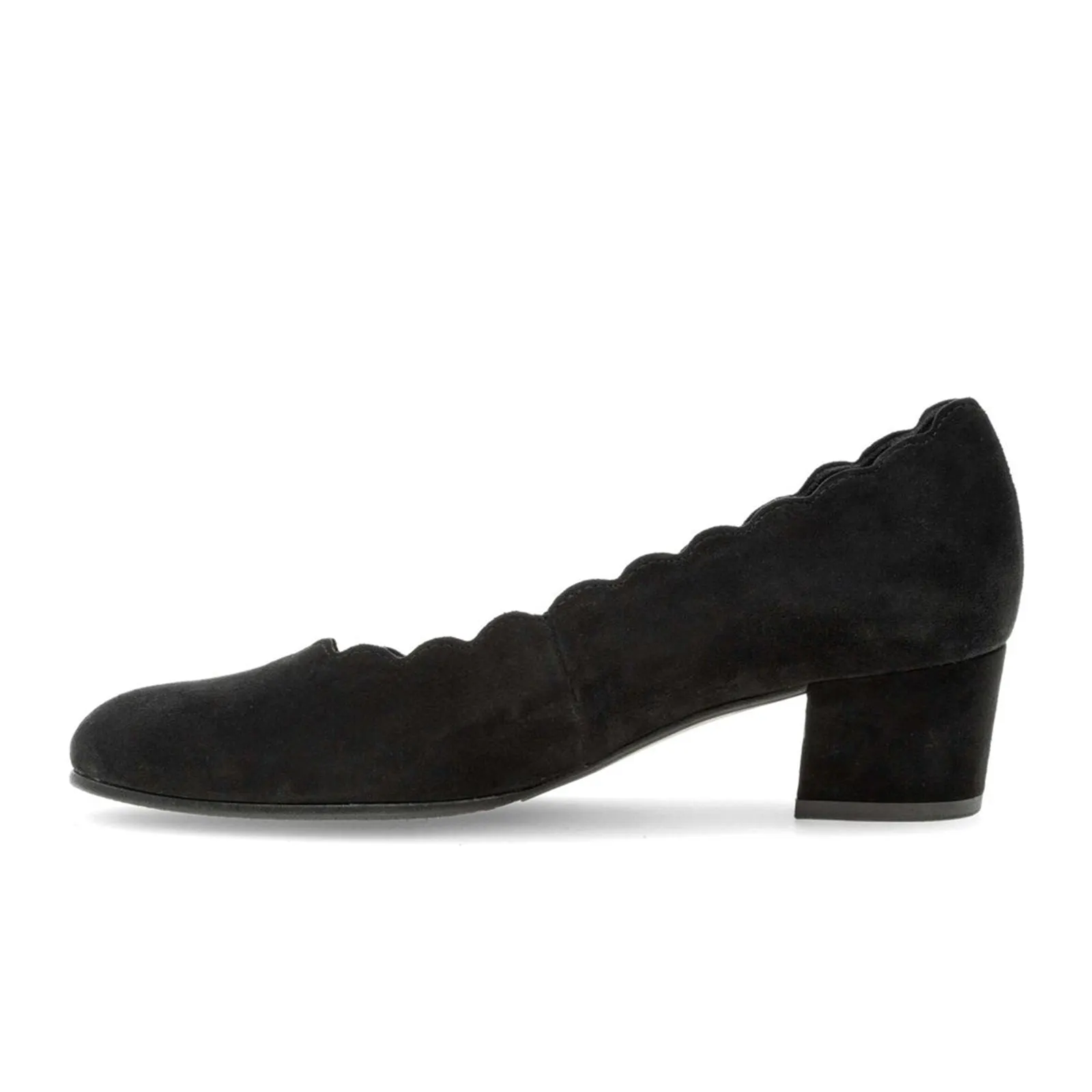 Gabor 32.221.47 Scalloped Pump (Women) - Black