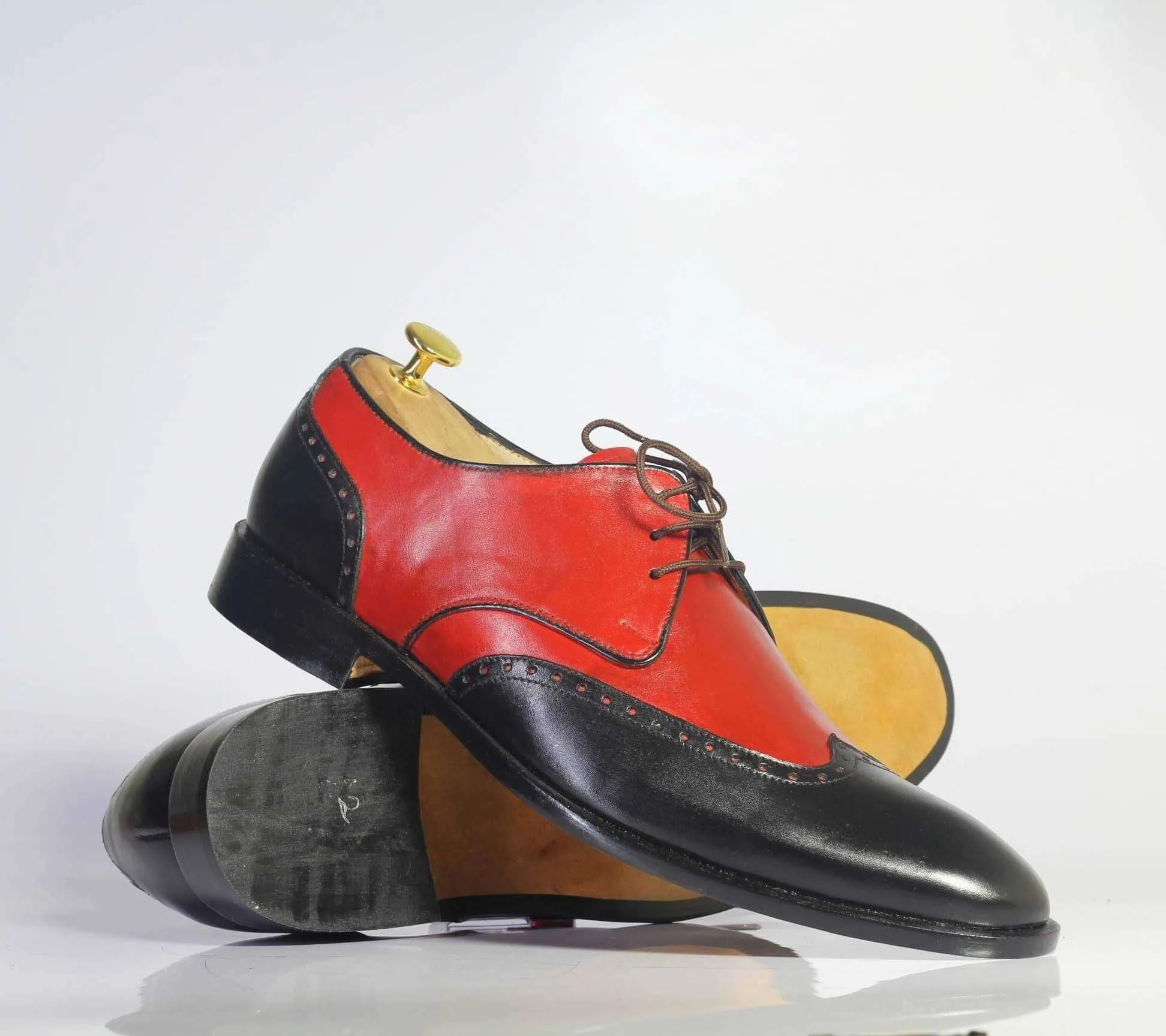 Men's Two Tone Wing Tip Lace Up Leather Shoes